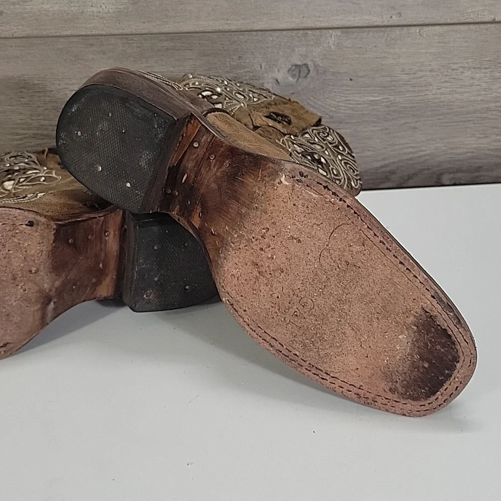 Brandon Cut-out Embellished Western Cowboy Short Boots - Brown Sz 8.5